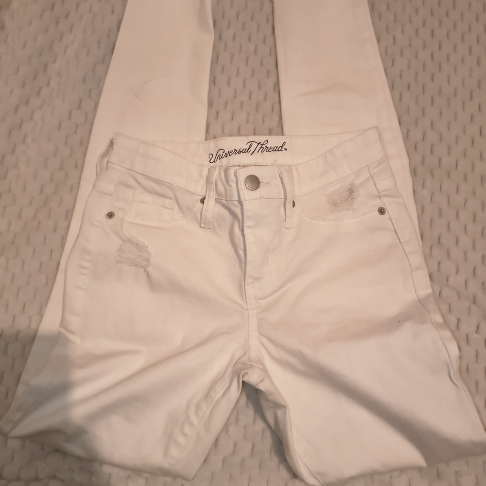 Universal Thread White Jeans
